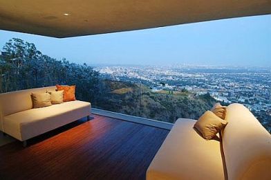 luxurious-property-with-stunning-views-in-la-8